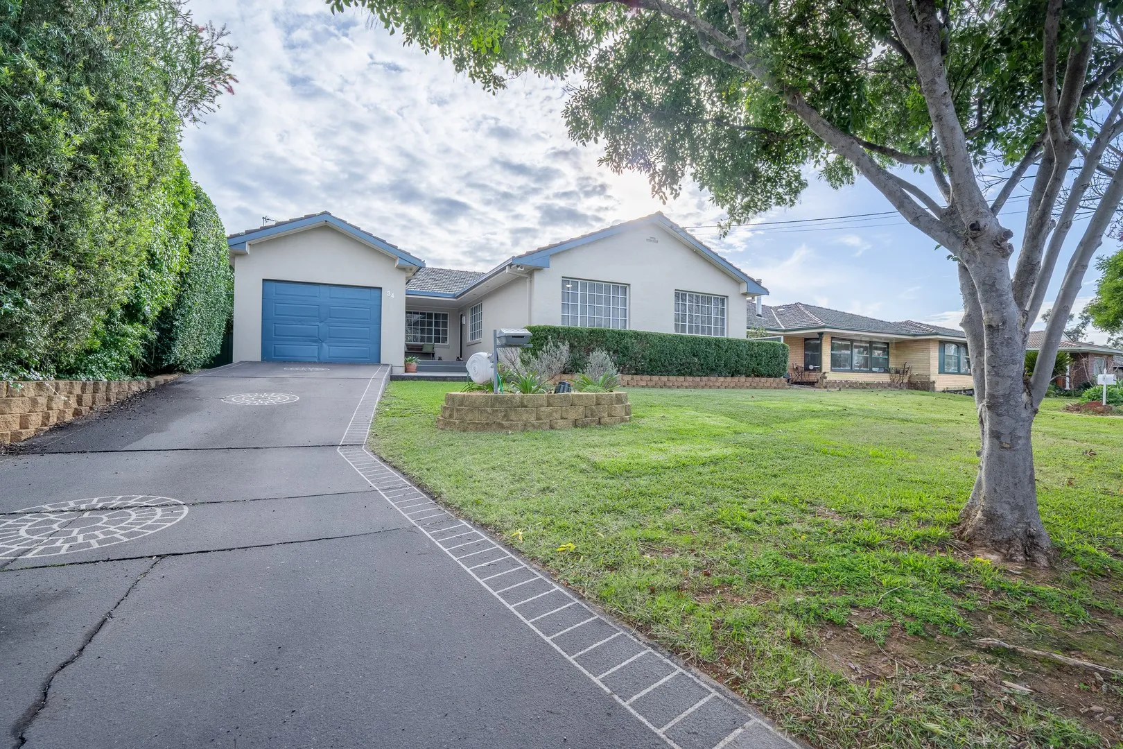 Ultimate South Dubbo Family Home, Dubbo