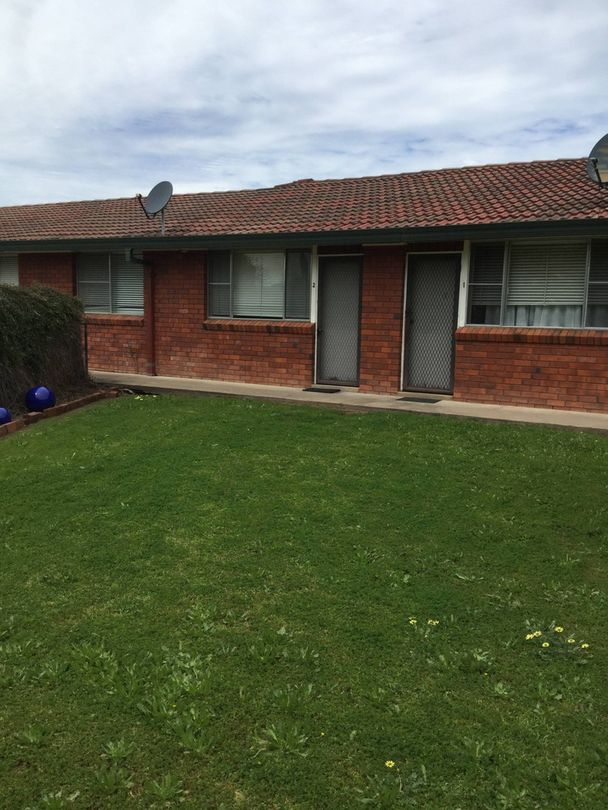 4/43 Nowland Avenue, Quirindi NSW 2343 House For Rent 230 Domain