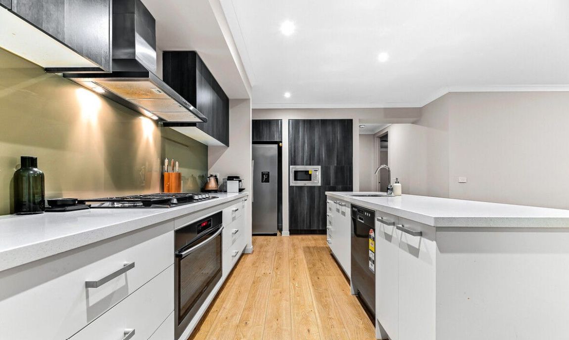 3 Fernlea Street, Clyde North VIC 3978 - House For Rent - $625 | Domain