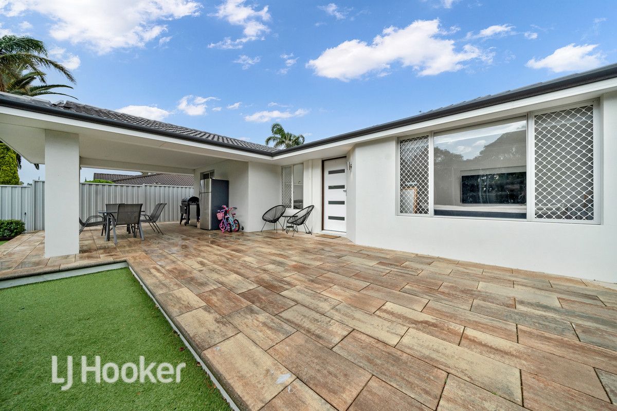 4 bedrooms House in 276 Eddystone Avenue HEATHRIDGE WA, 6027