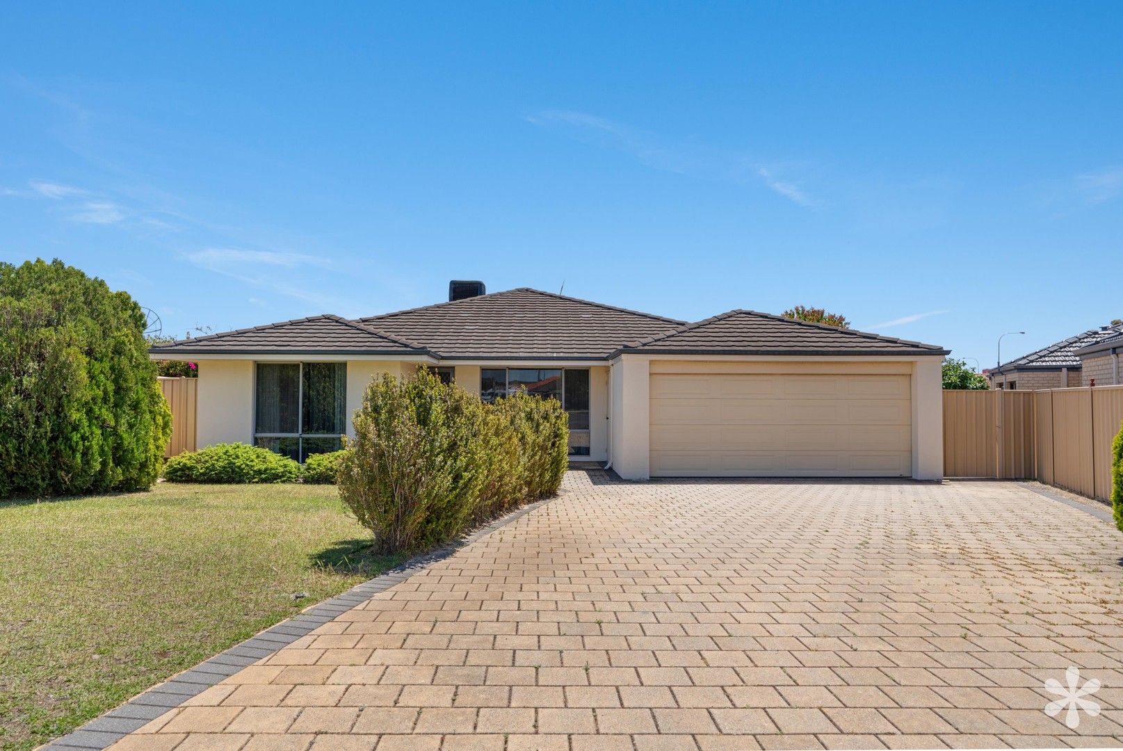 4 bedrooms House in 17 Old Nursery Lane WILLETTON WA, 6155