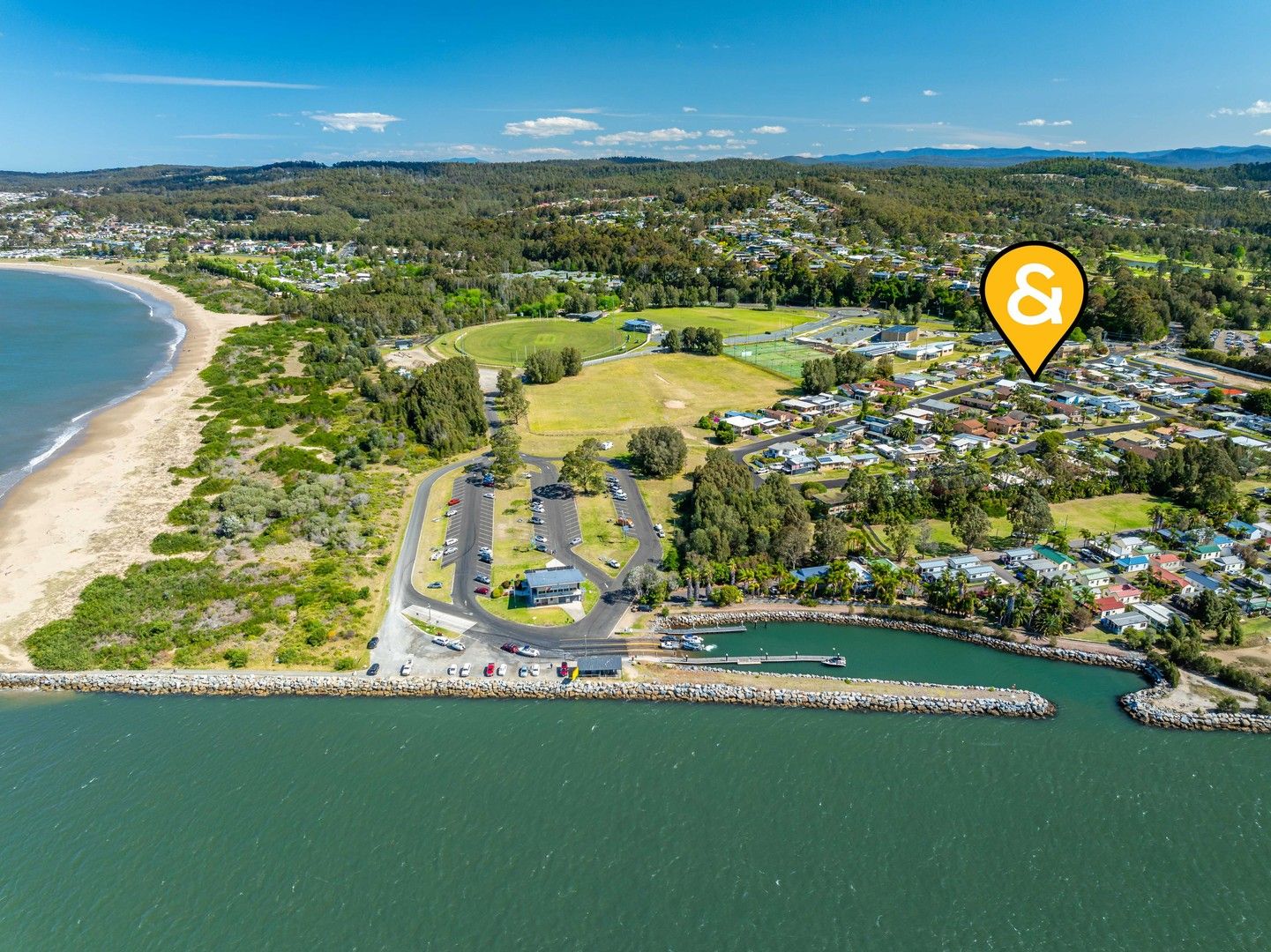 3 bedrooms House in 7 Catlin Avenue BATEMANS BAY NSW, 2536