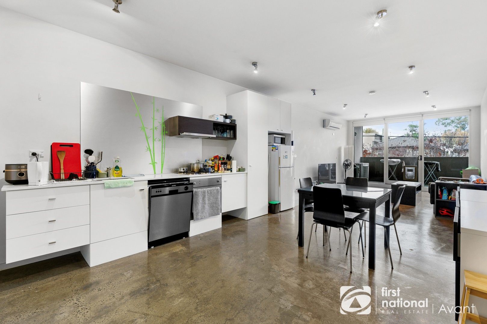 1 bedrooms Apartment / Unit / Flat in 6/45 Wellington Street ST KILDA VIC, 3182