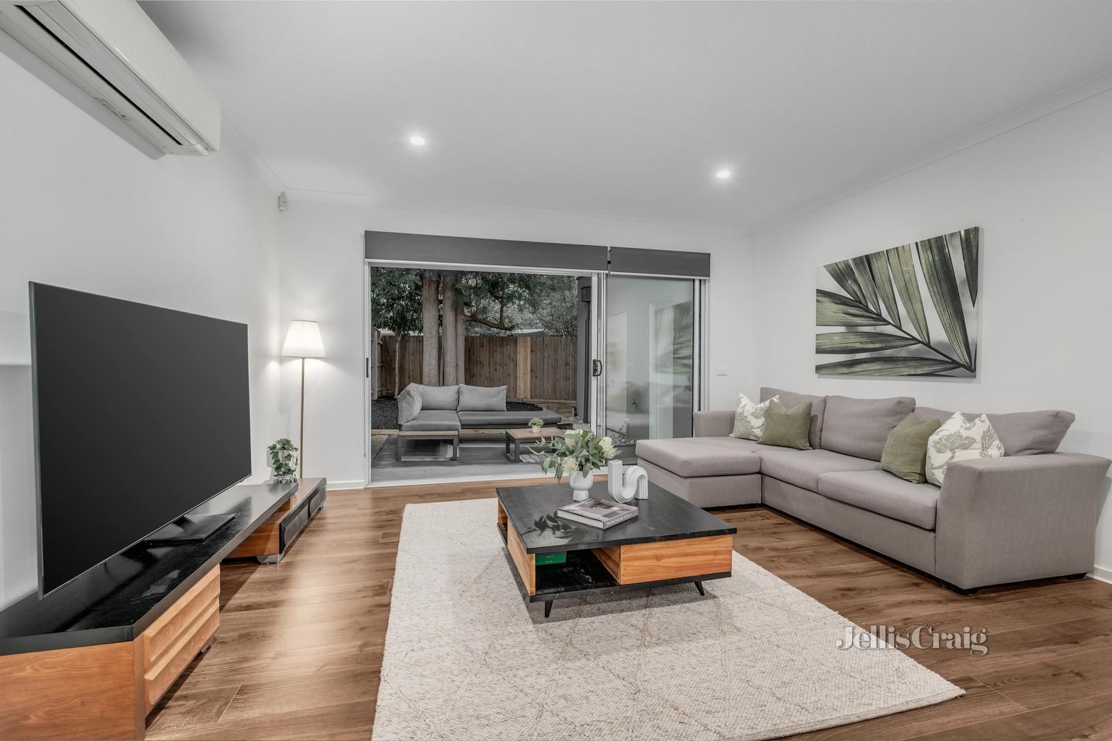 1/4 Tandara Court, Chadstone VIC 3148, Image 1