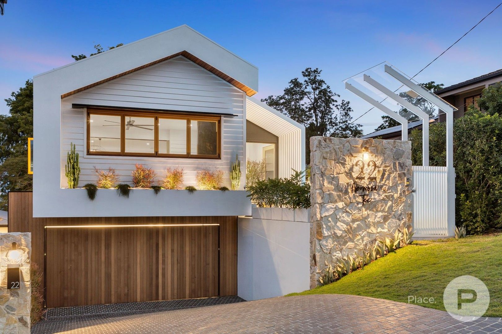 5 bedrooms House in 22 Norwood Terrace PADDINGTON QLD, 4064