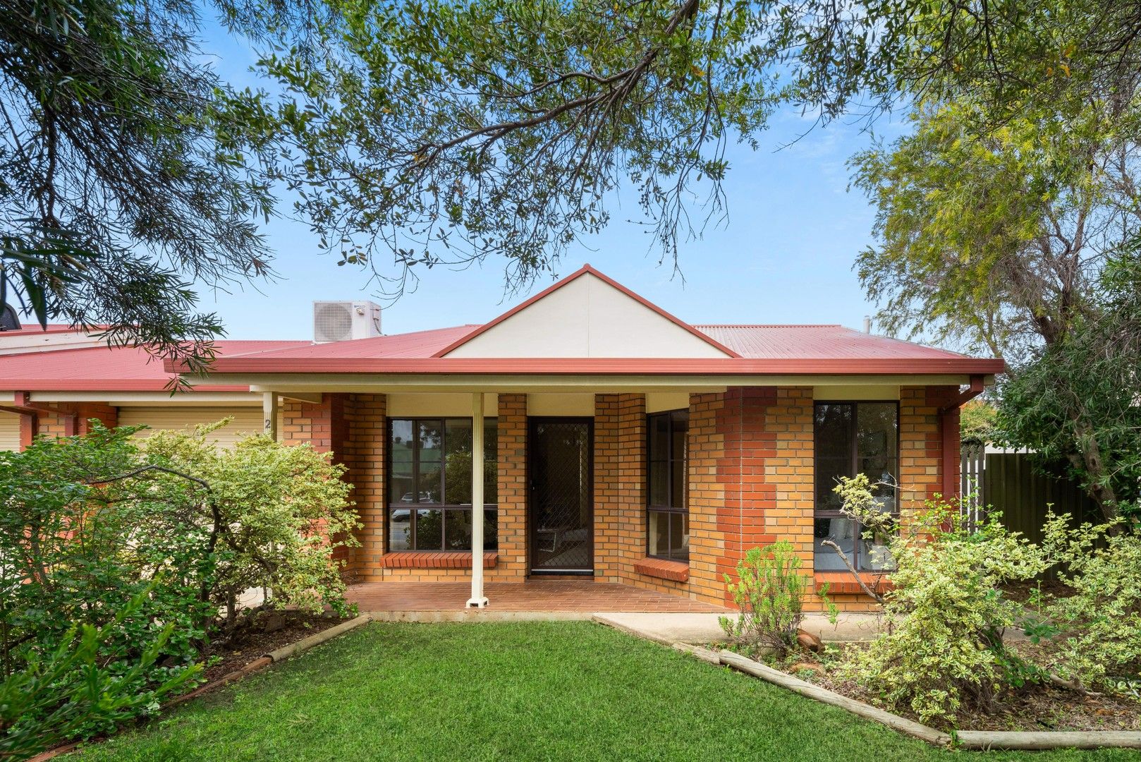 2/20 Livermead Way, Moana SA 5169, Image 0