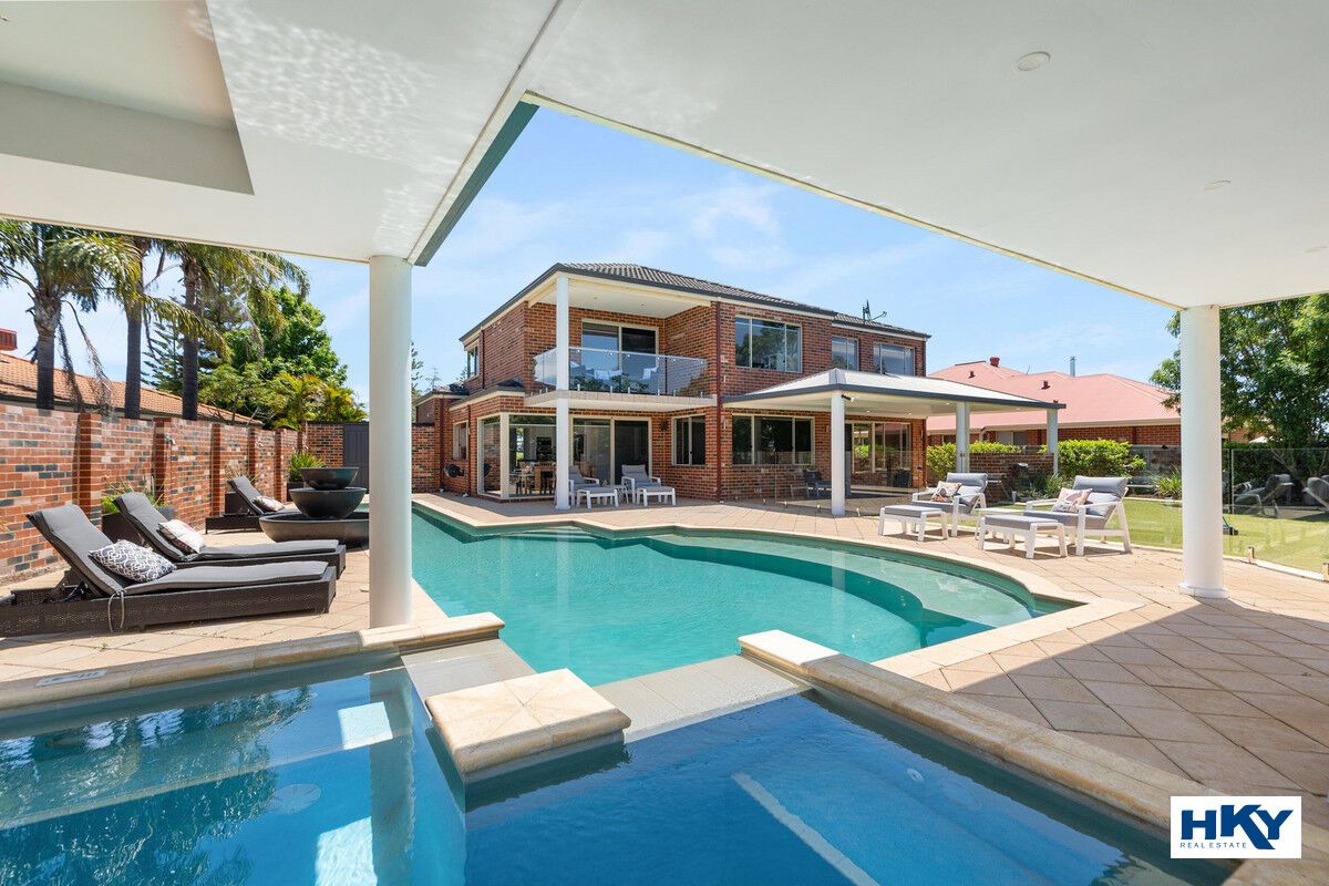 5 bedrooms House in 6 Lookout Circle ELLENBROOK WA, 6069