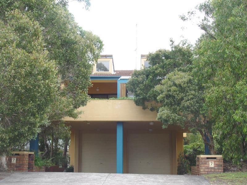 7 Russell Street, Hawks Nest Property History & Address Research Domain