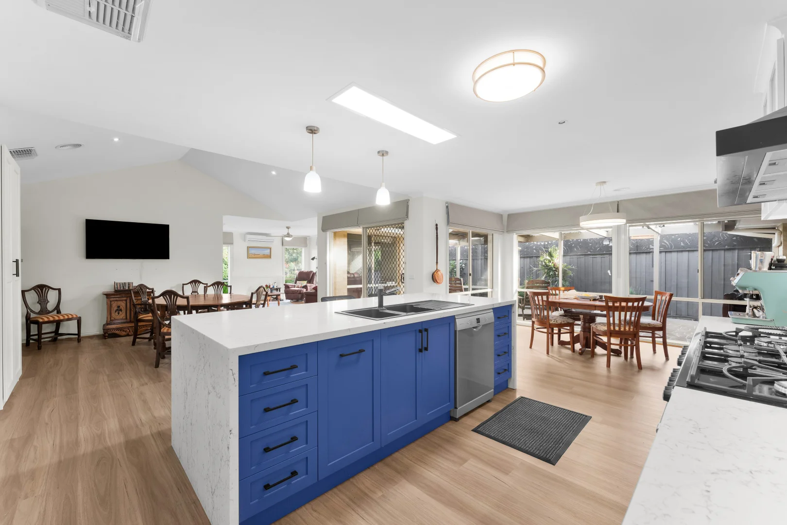 Additional image 6 of 4 Feathery Grove, Sandhurst VIC 3977