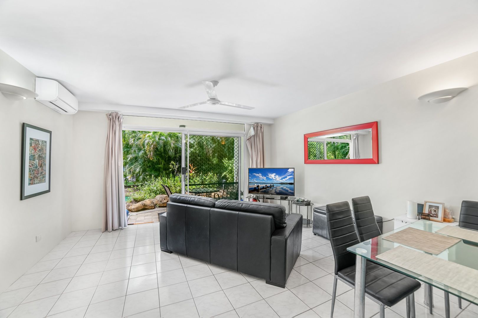 28/1-19 Poinciana Street, Holloways Beach QLD 4878, Image 2