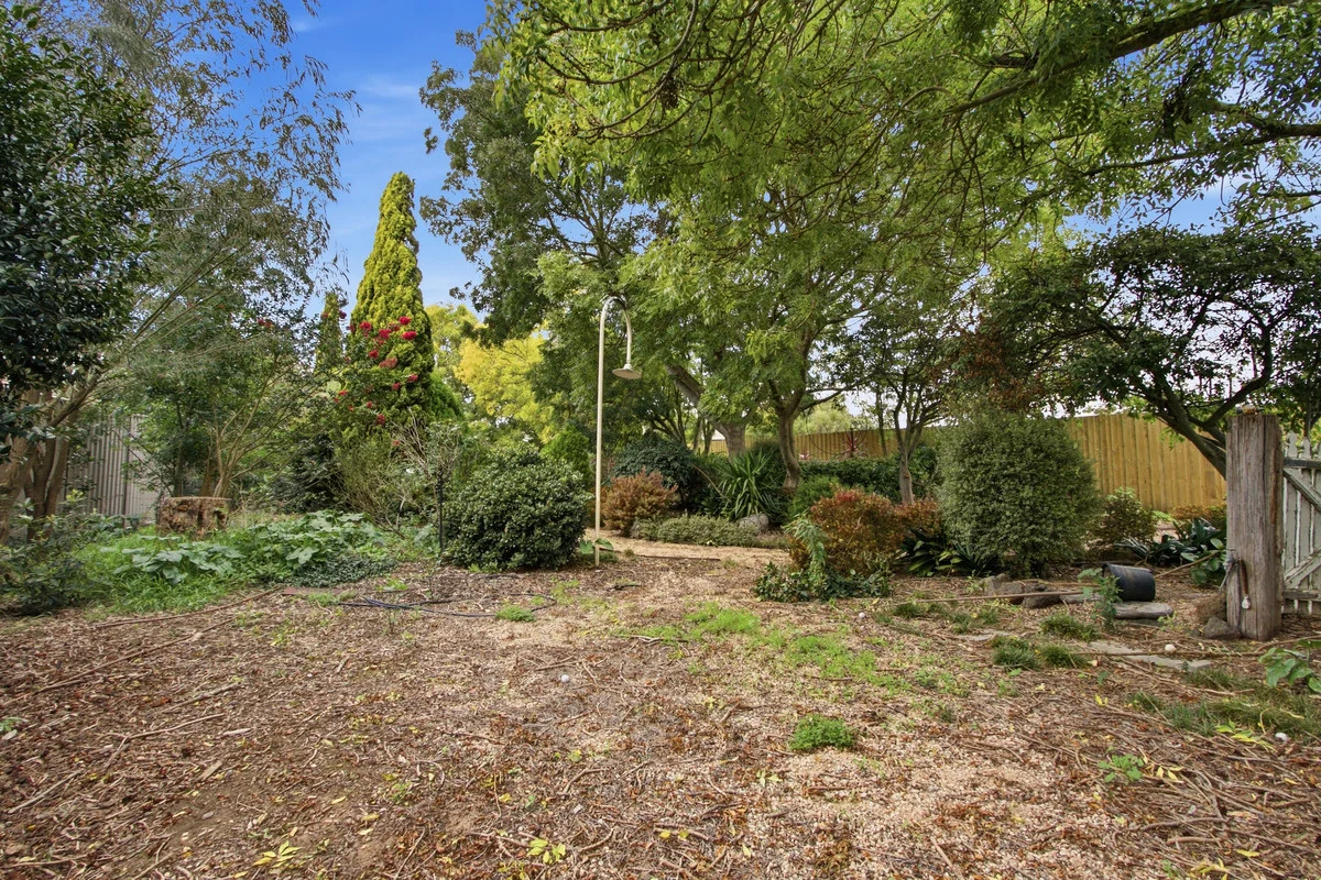Additional image 5 of 2 Yvette Close, Sale VIC 3850