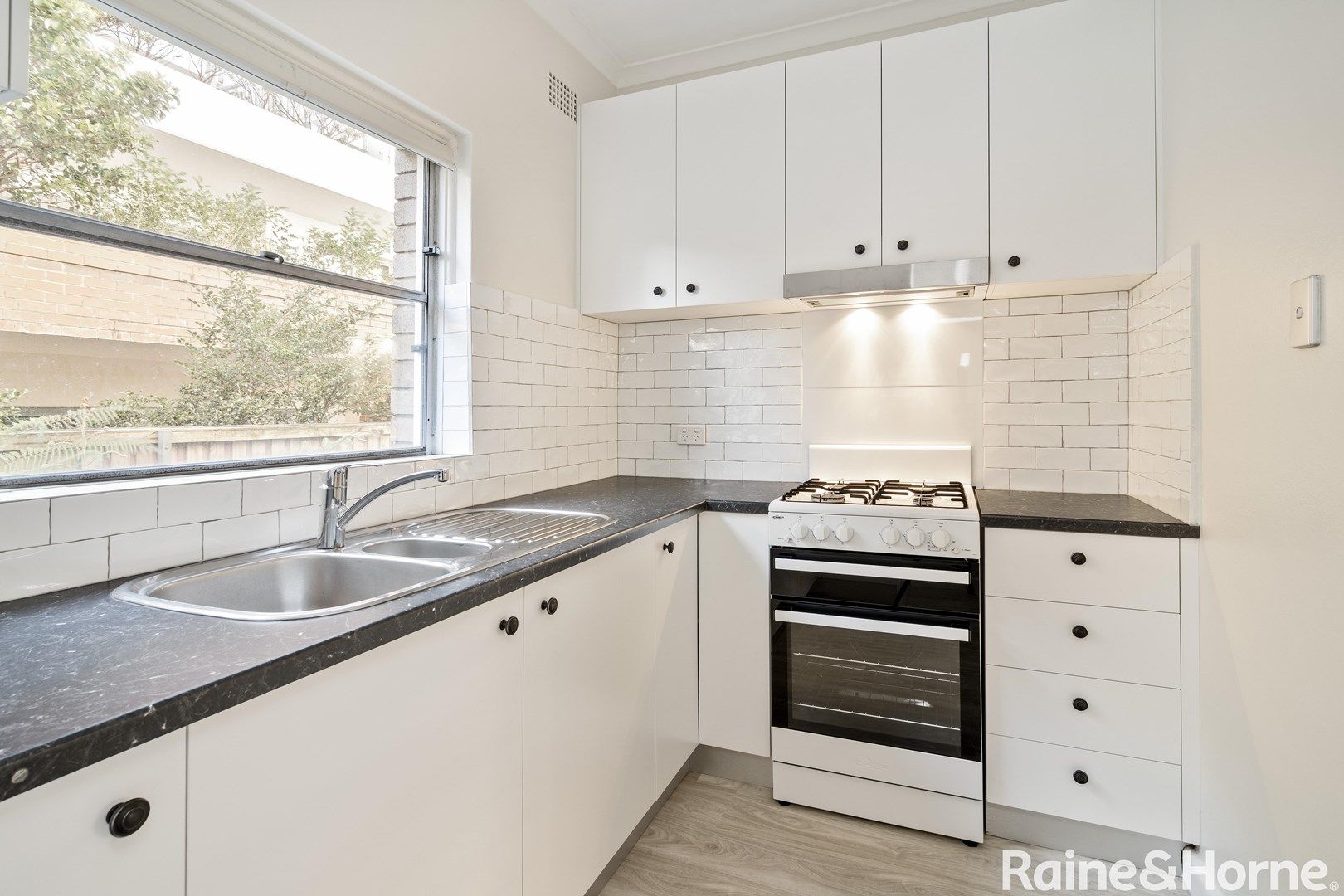 1 bedrooms Apartment / Unit / Flat in 2/6 Clifford Street MOSMAN NSW, 2088