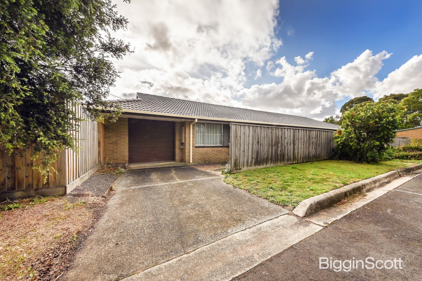 33 Fernvale Crescent, Wheelers Hill VIC 3150, Image 1