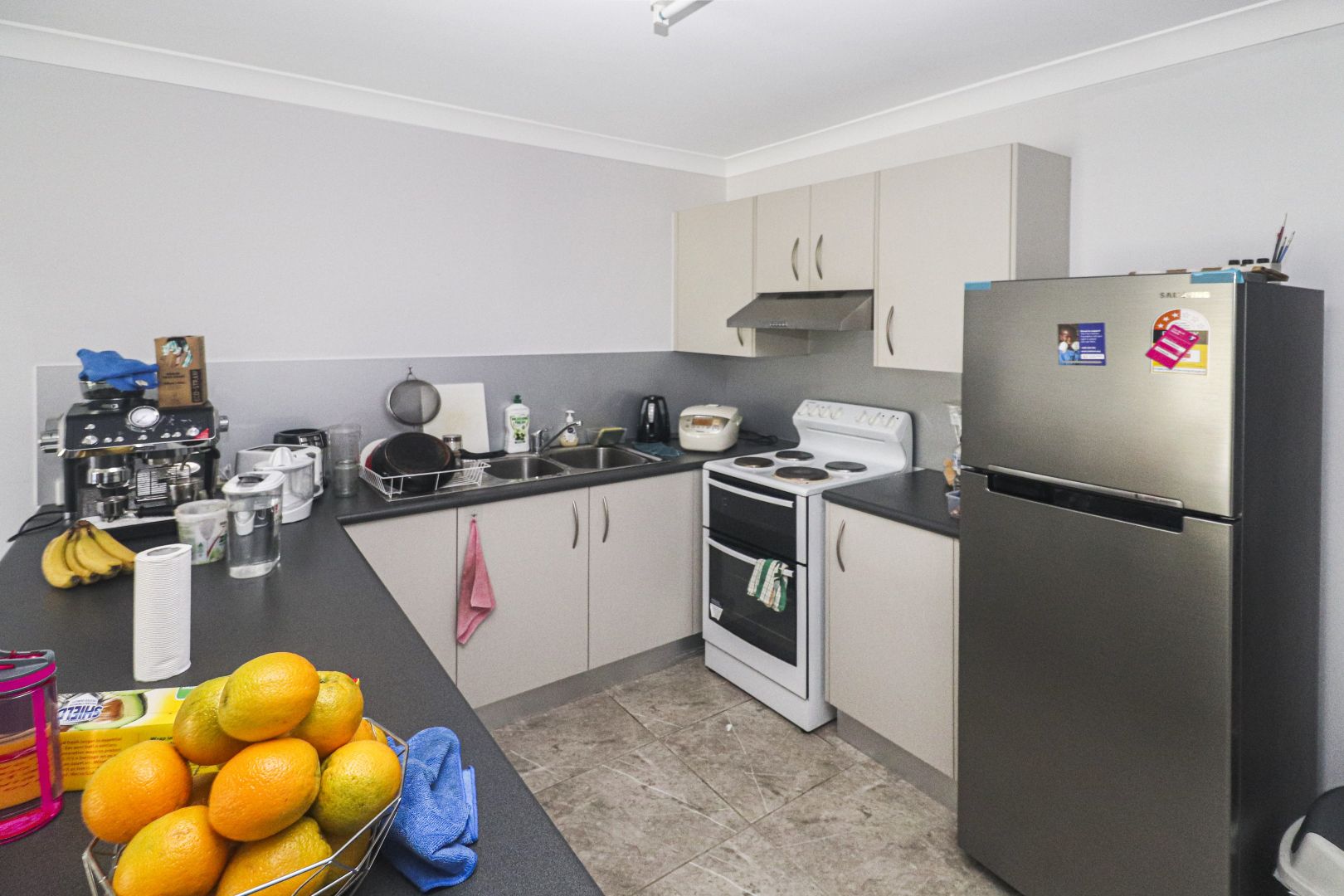 8/18-20 Roberts Street, Hermit Park QLD 4812, Image 1