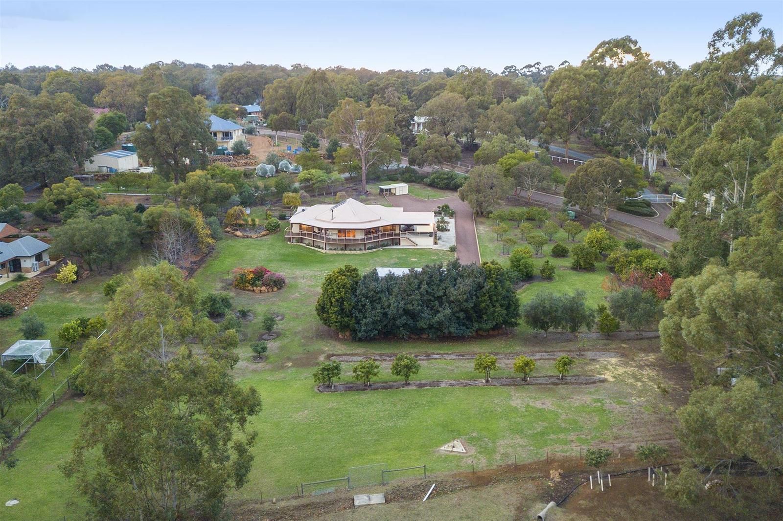 1 Camfield Place Bedfordale Wa 6112 House For Sale 899 000