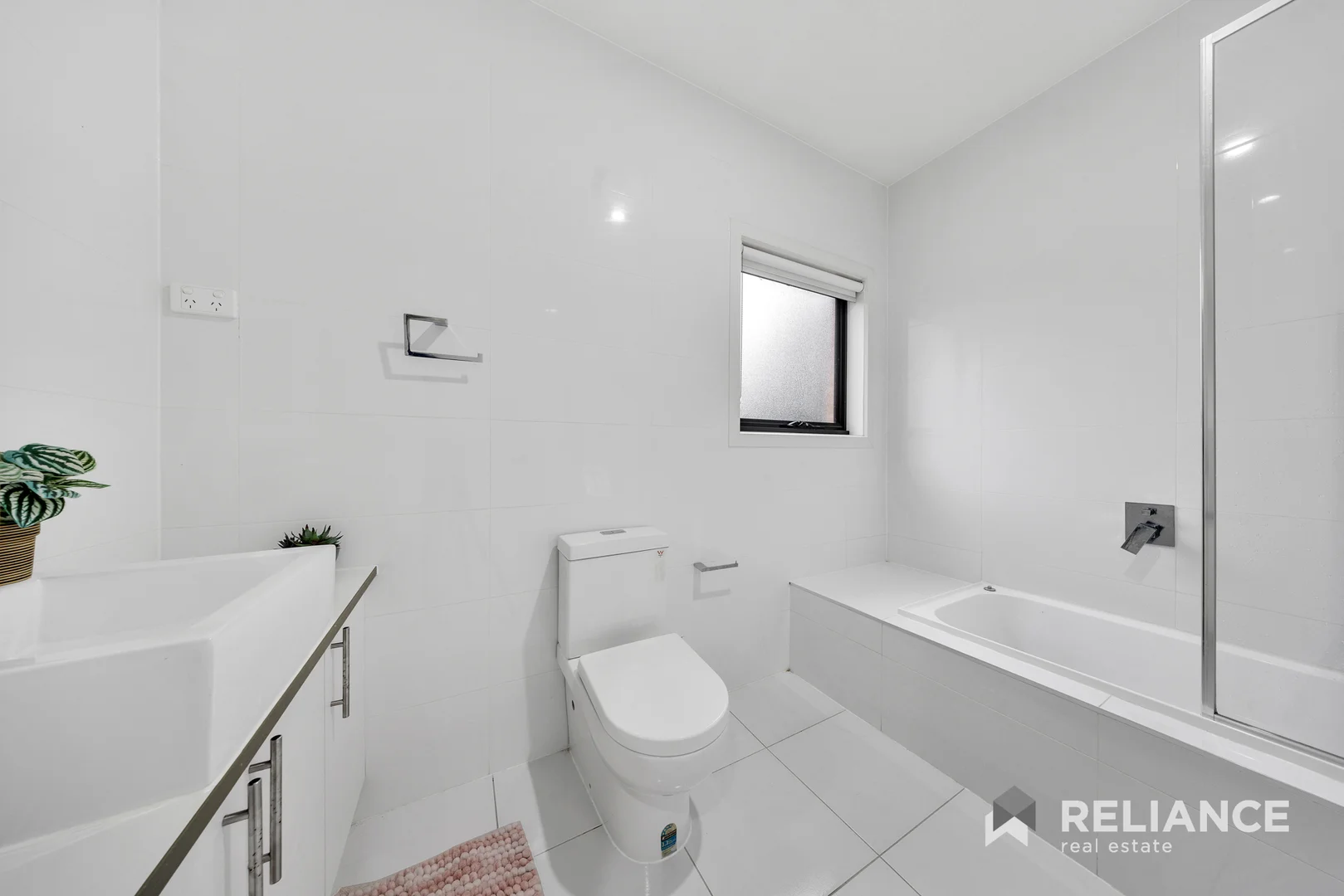 Additional image 11 of 2/6 Greenleaf Circuit, Tarneit VIC 3029