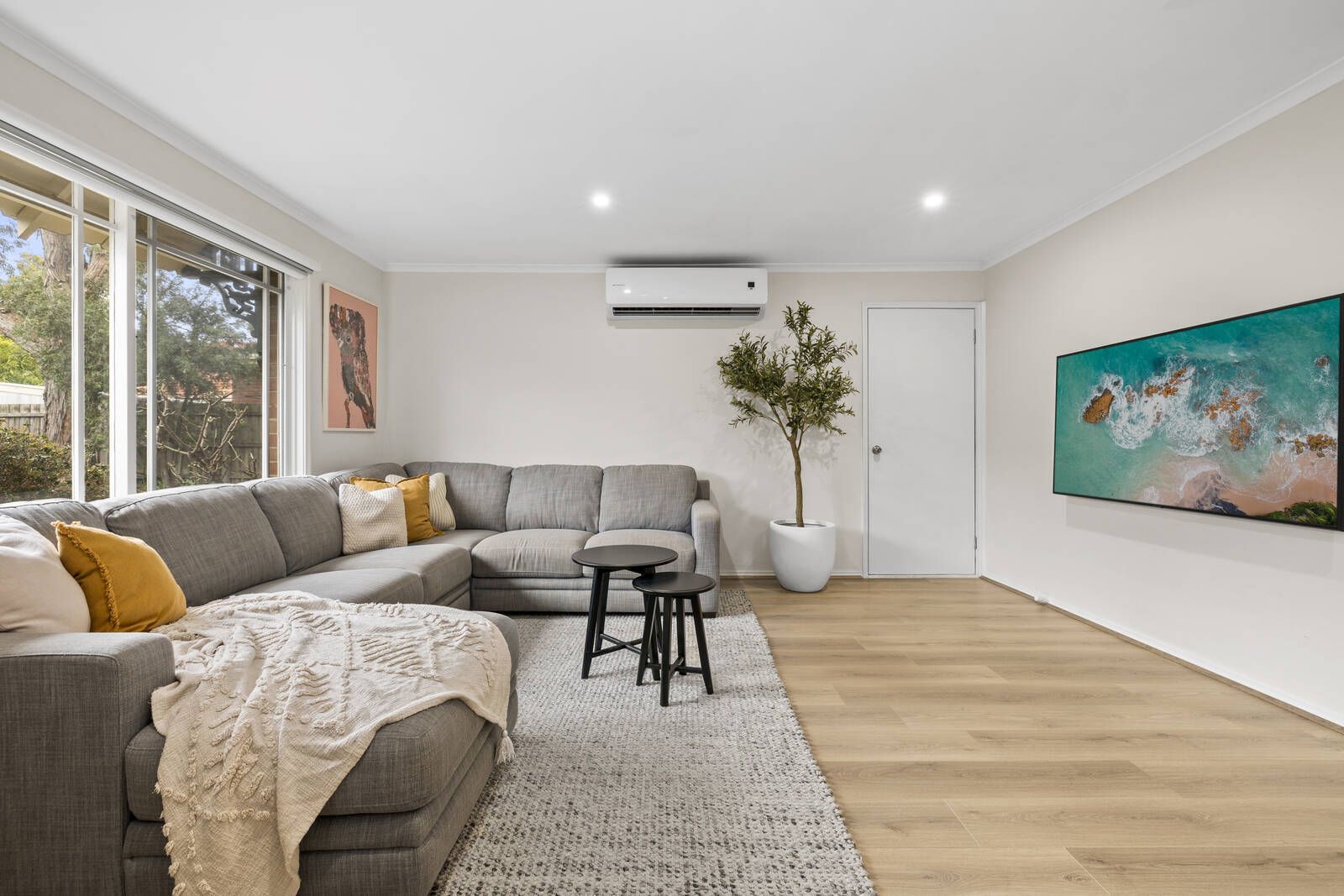 9/12 Surrey Road, Mount Waverley VIC 3149, Image 2