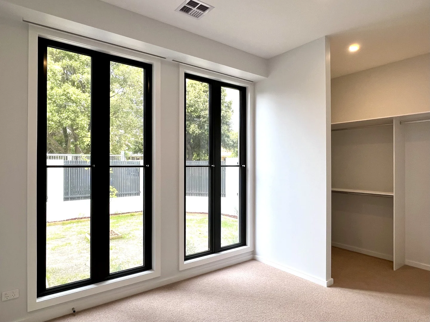 Additional image 8 of 1/17 Leila Road, Ormond VIC 3204