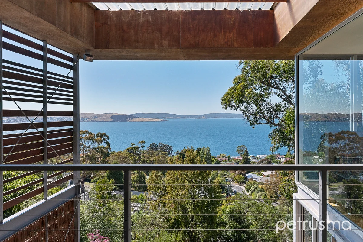 Additional image 16 of 20 Earlwood Court, Taroona TAS 7053