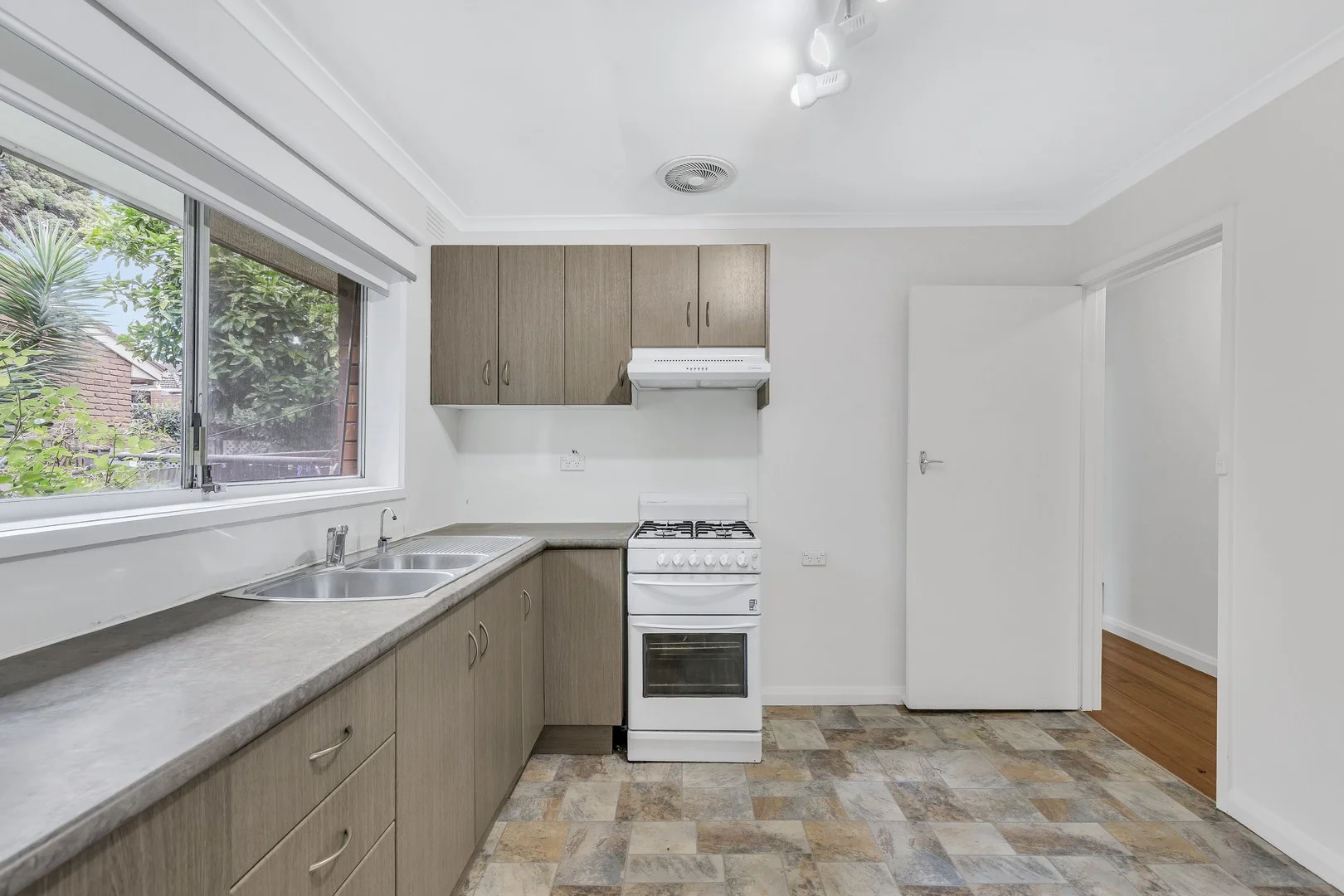 5/11 Langs Road, Ivanhoe VIC 3079