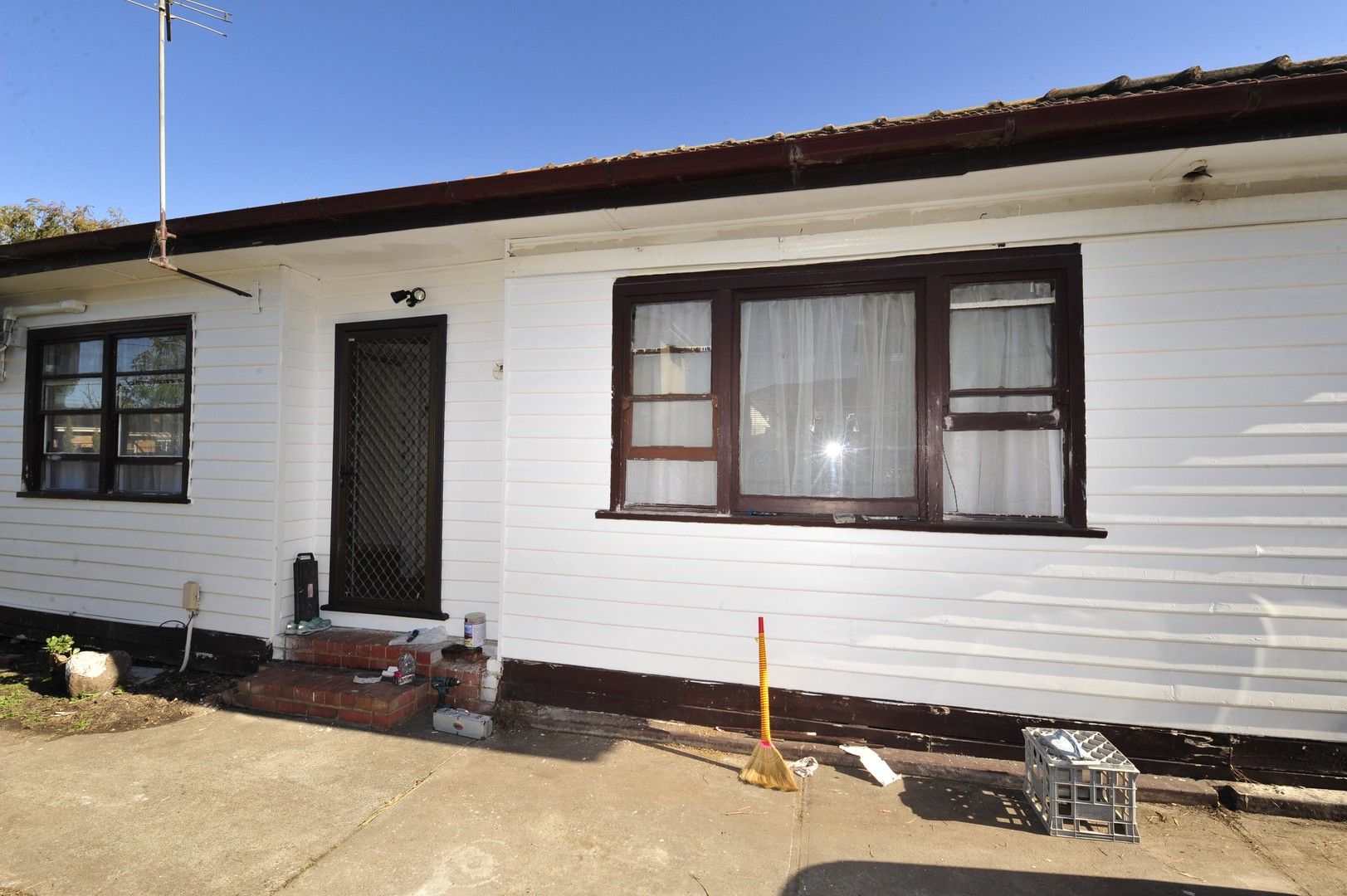 2 bedrooms Apartment / Unit / Flat in 2/33 Osborne Avenue SPRINGVALE VIC, 3171