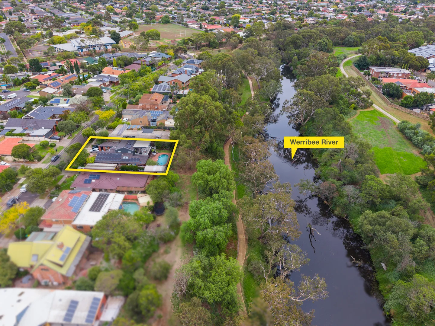 Additional image 34 of 46 Manorvale Parade, Werribee VIC 3030