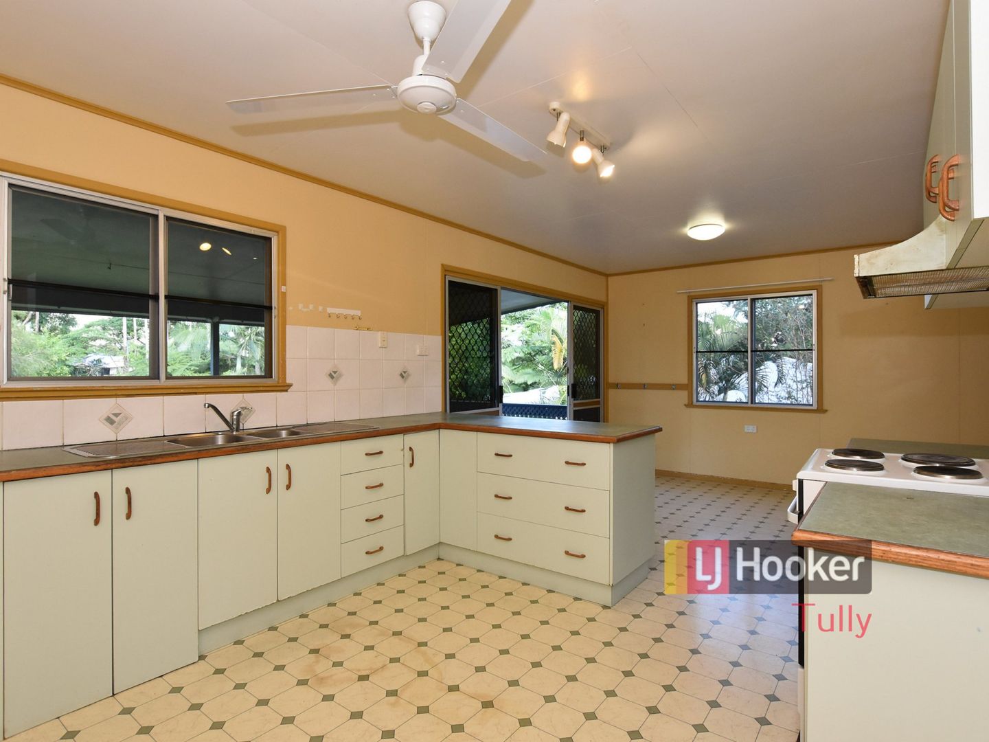 4 Cairns Street, Tully QLD 4854, Image 1
