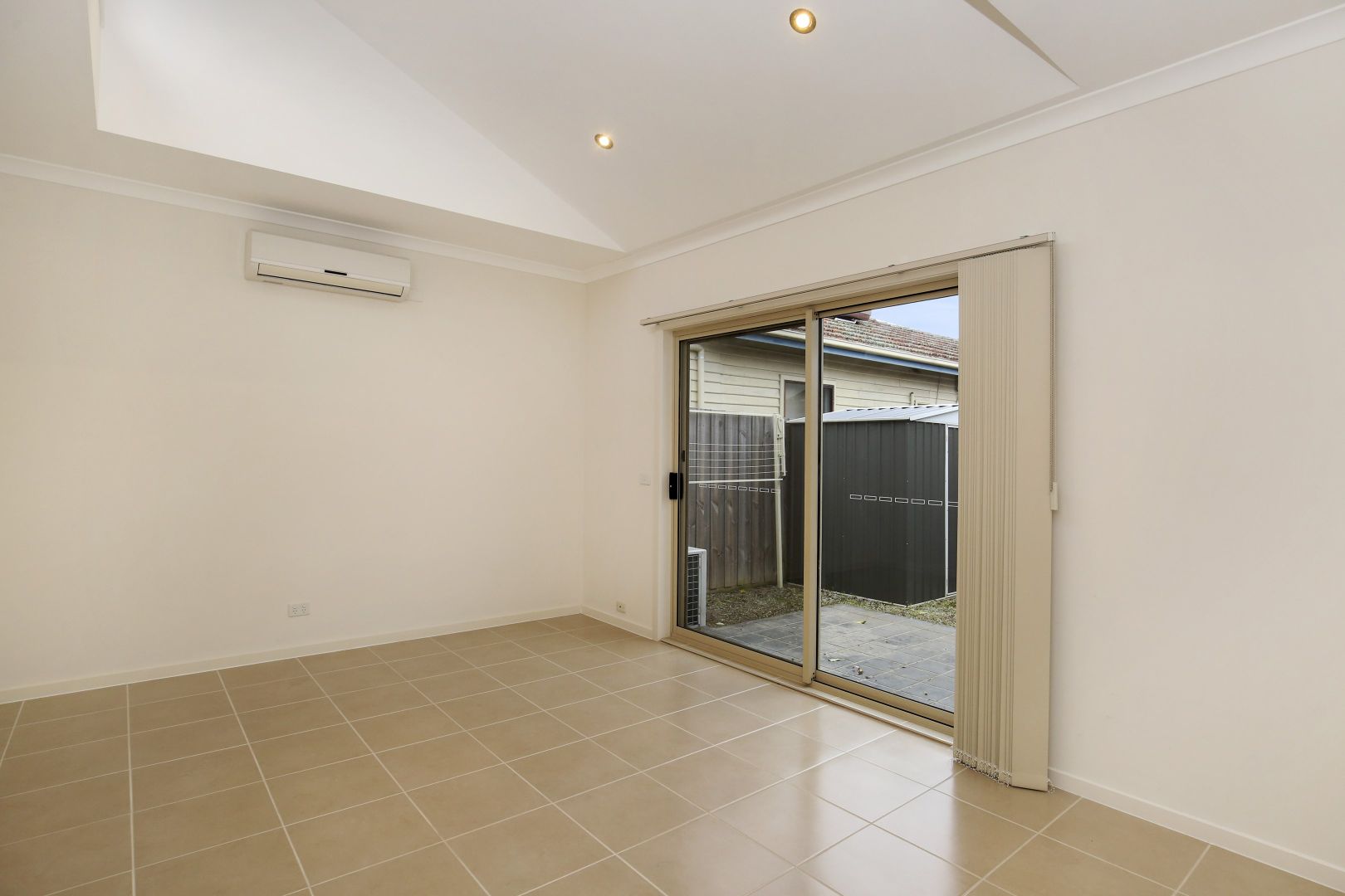 2/45 Marchant Avenue, Reservoir VIC 3073, Image 2