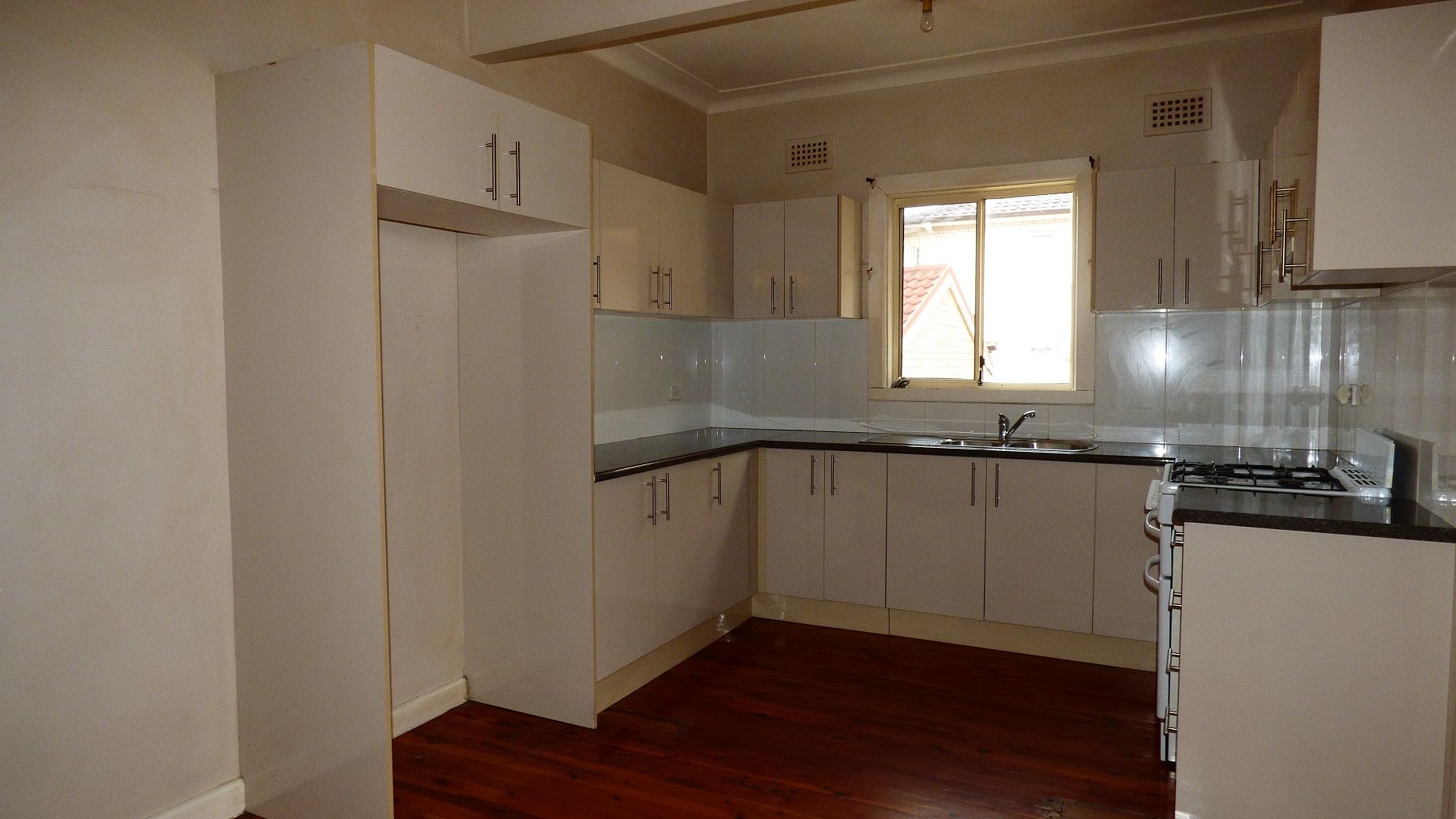 14 DOWNING AVE, Regents Park NSW 2143, Image 2
