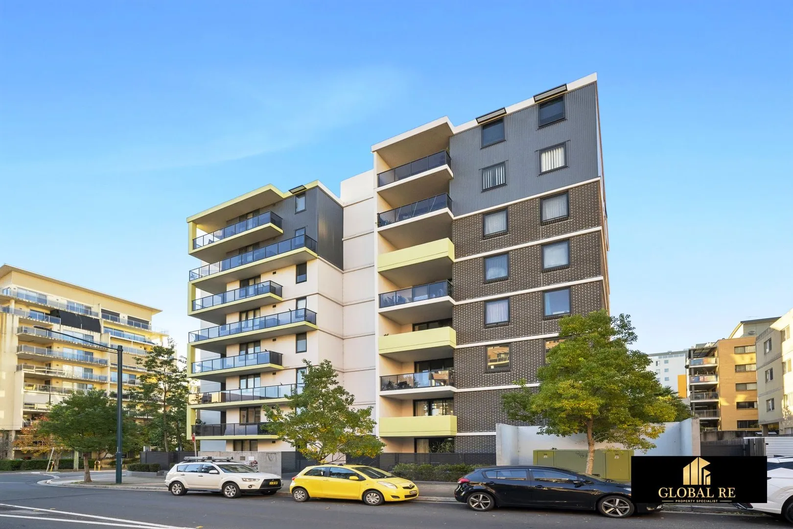 Modern 2-Bedroom Apartment in Prime Liverpool Location, Warwick Farm