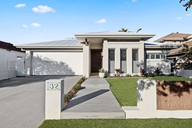 Picture of 32 Kirkwood Road, CRONULLA NSW 2230