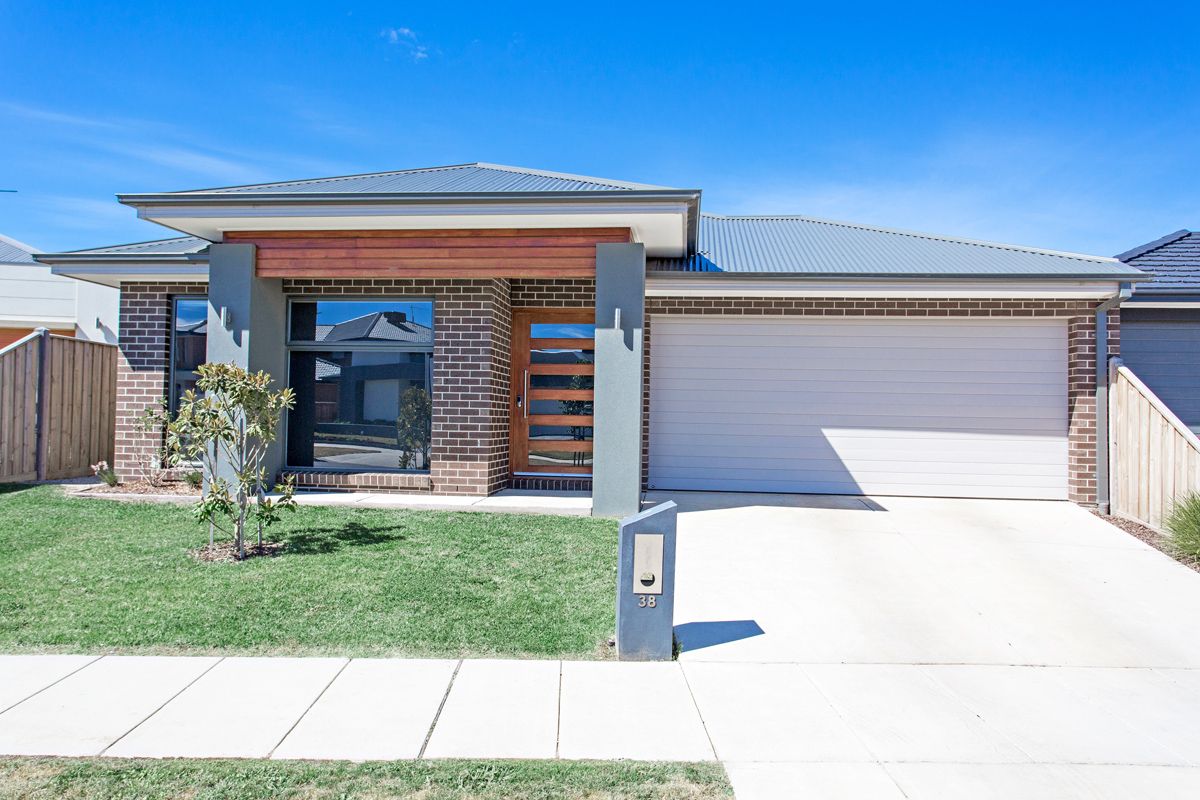 38 Signature Drive, Alfredton VIC 3350