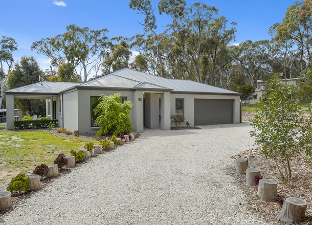 37 Leared Drive, Kyneton VIC 3444