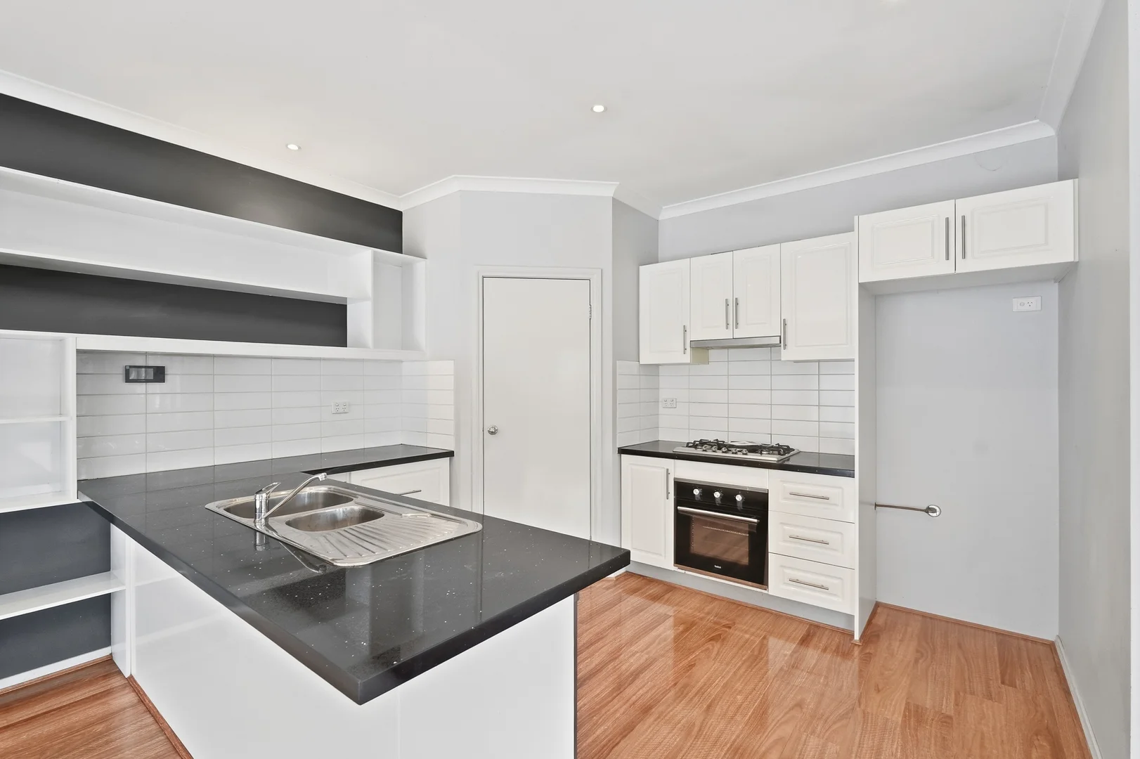 Additional image 2 of 2/1-3 Stawell Street, Werribee VIC 3030