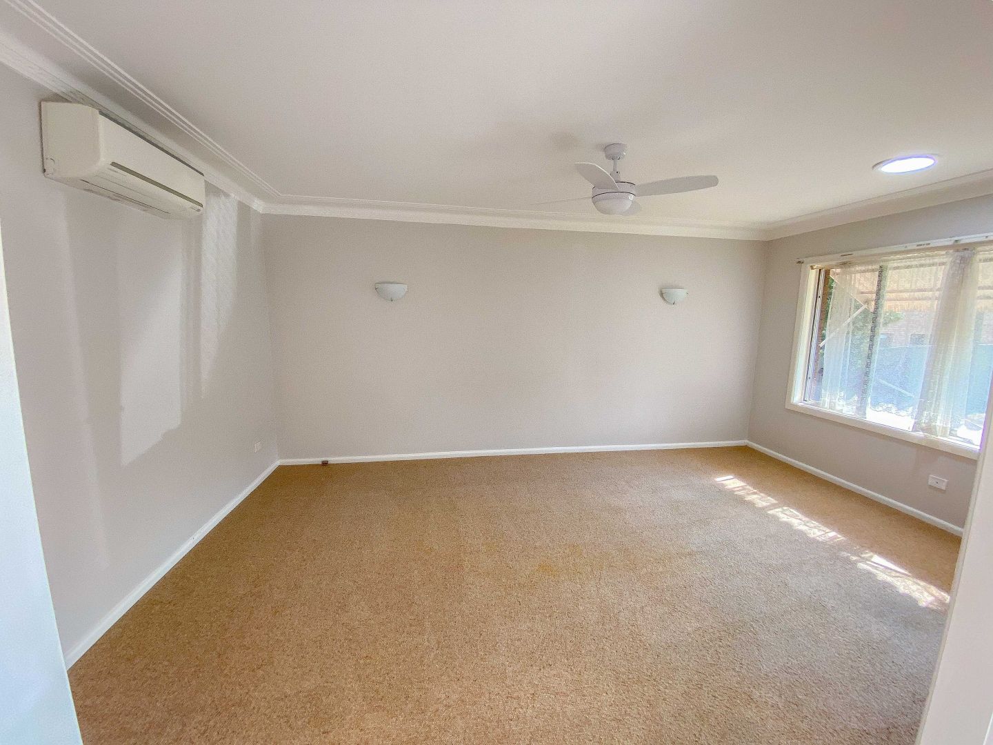 4/15 Alban Street, Corrimal NSW 2518, Image 2