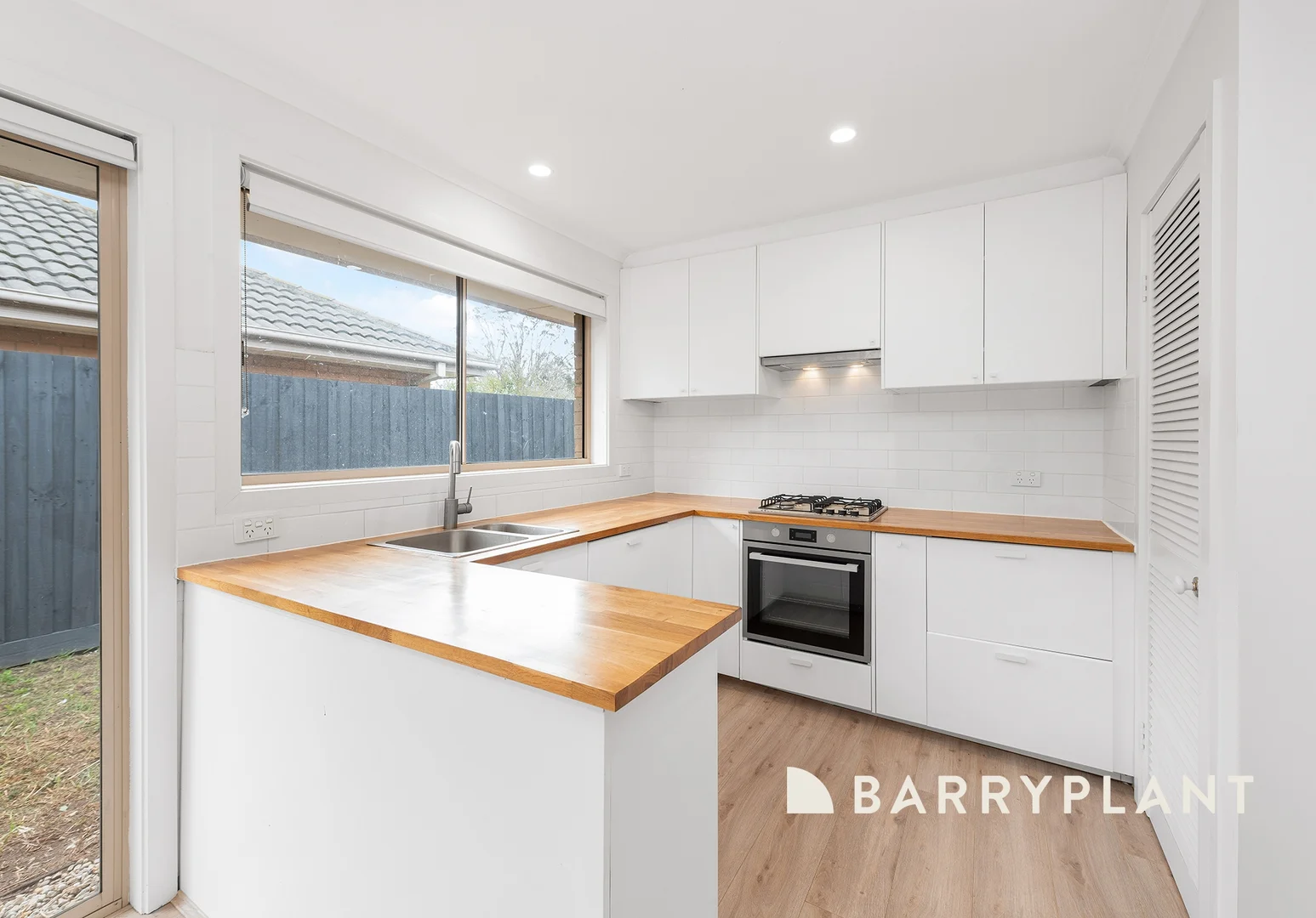 Additional image 4 of 3/8 Somerset Drive, Sunshine North VIC 3020