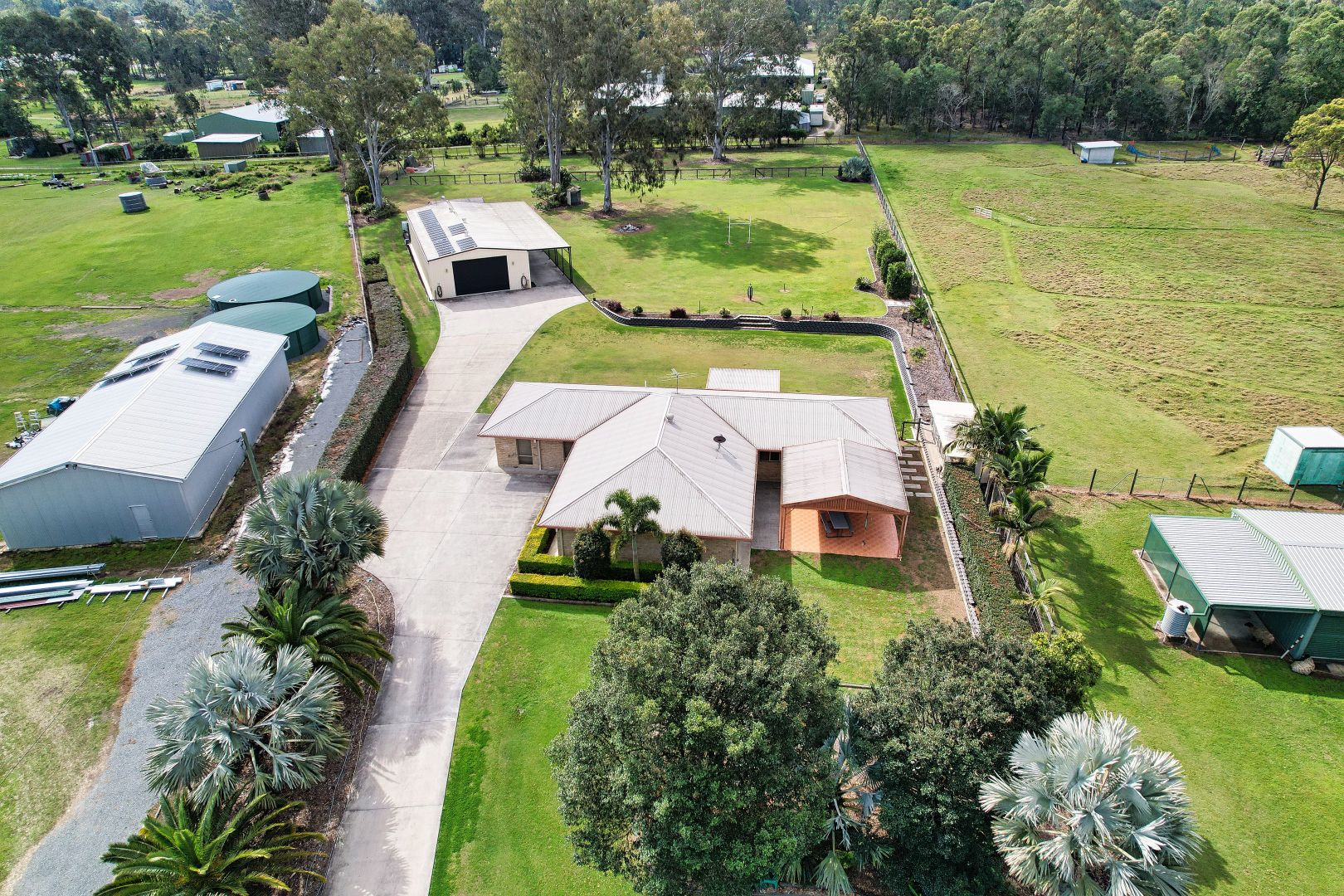 50-52 Chesterfield Road, Park Ridge South QLD 4125