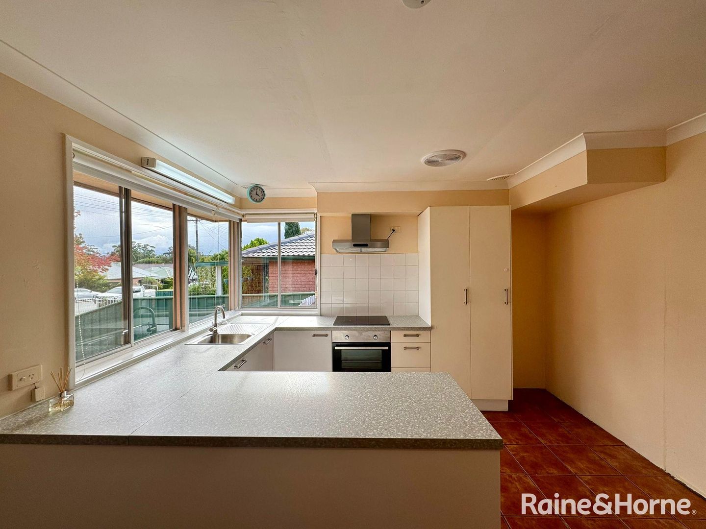 42 Kingsclare Street, Leumeah NSW 2560, Image 2