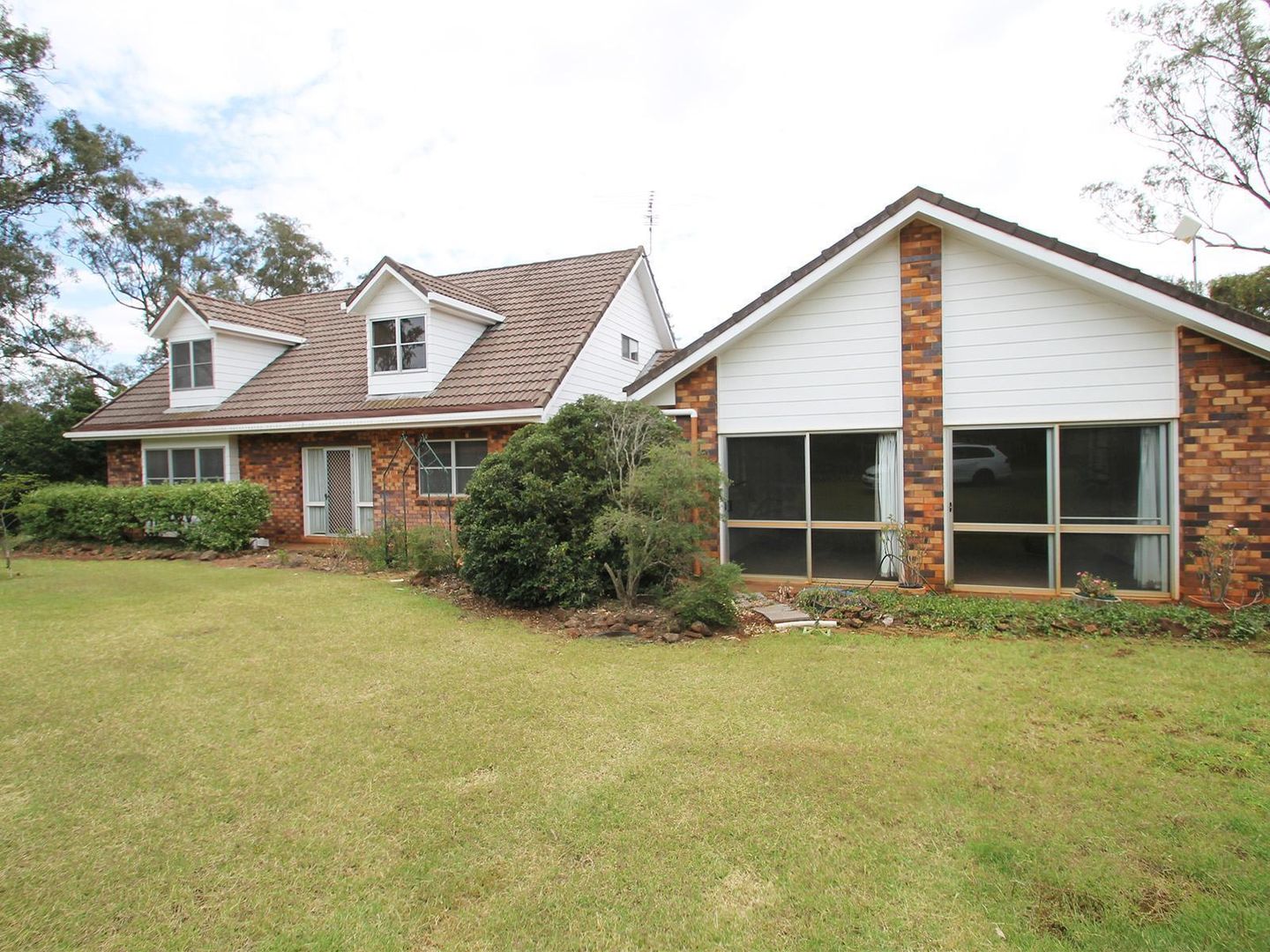 1198 Toowoomba Cecil Plains Road, Wellcamp Property History & Address