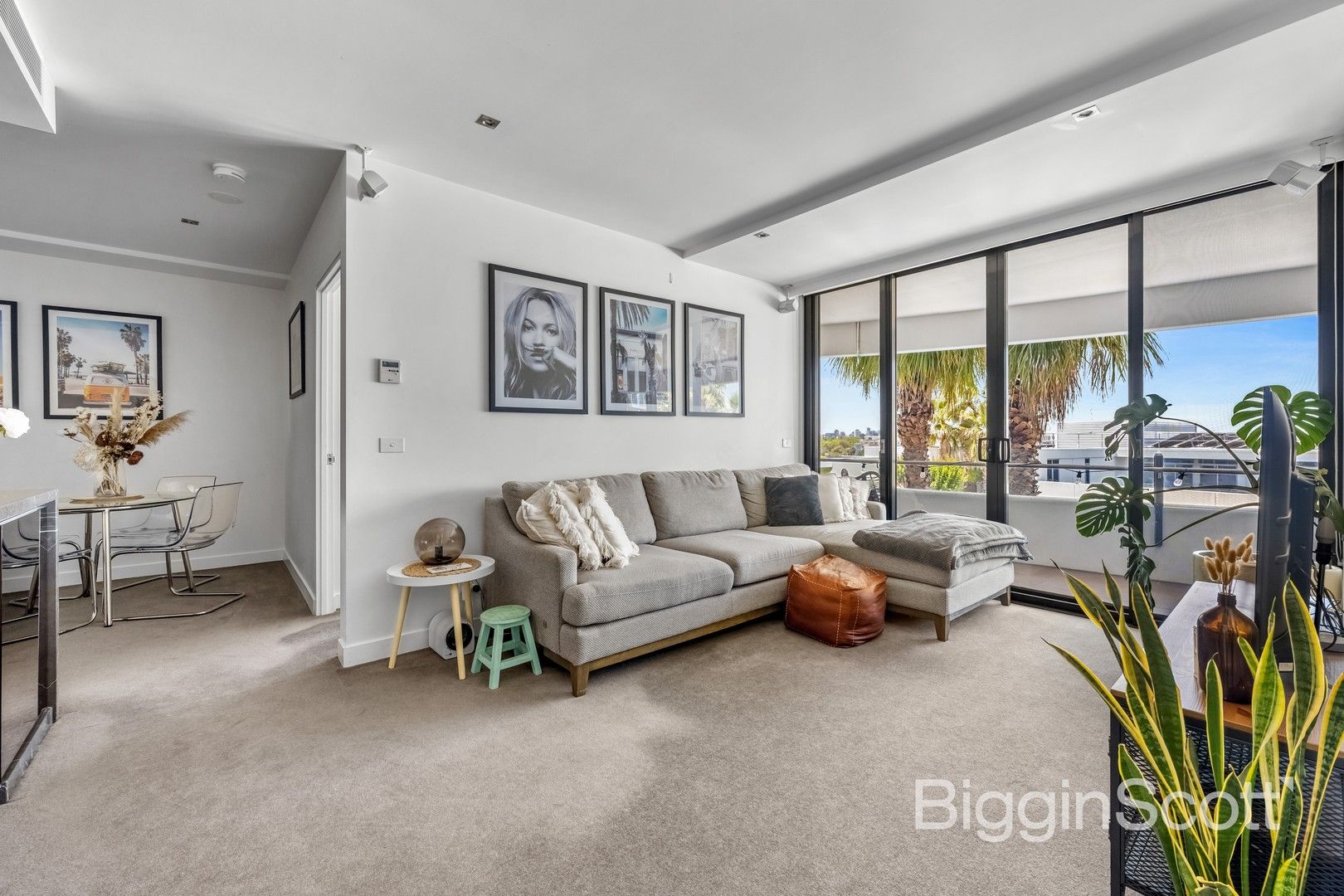 2 bedrooms Apartment / Unit / Flat in 509/108 Bay Street PORT MELBOURNE VIC, 3207