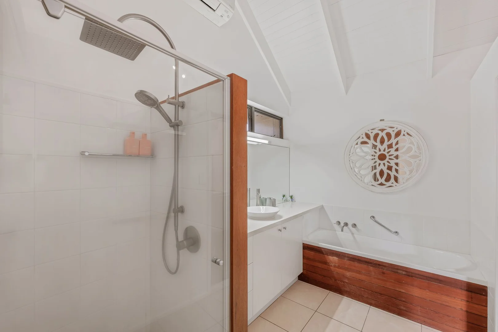 Additional image 13 of 20 Angler St, Noosa Heads QLD 4567