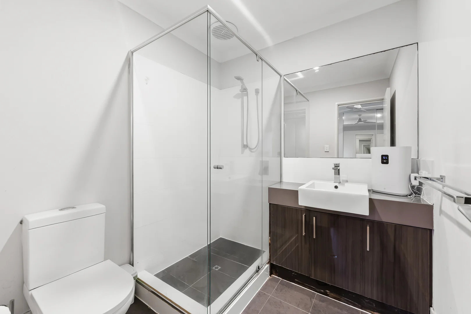 Additional image 15 of 4/102 Roberts Road, Rivervale WA 6103