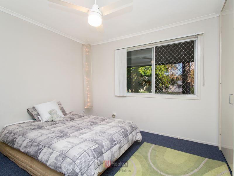 25 Mackellar Drive, Boronia Heights QLD 4124, Image 2