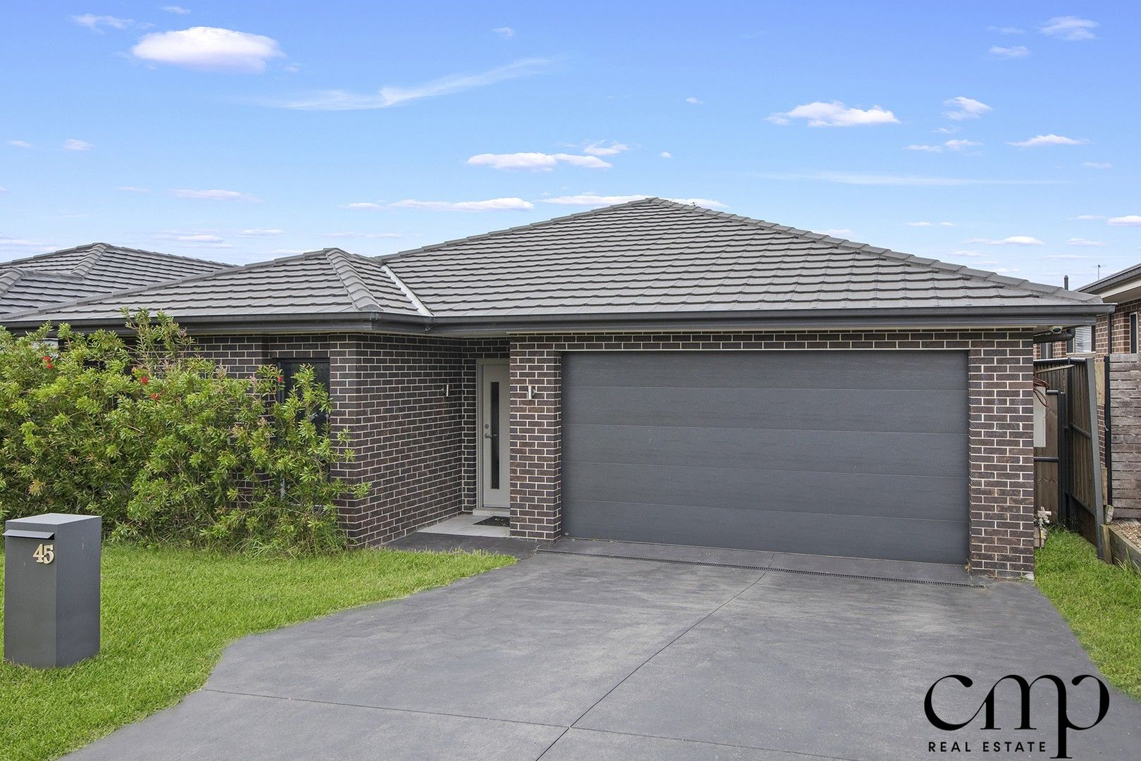 4 bedrooms House in 45 Glendiver Street GLEDSWOOD HILLS NSW, 2557