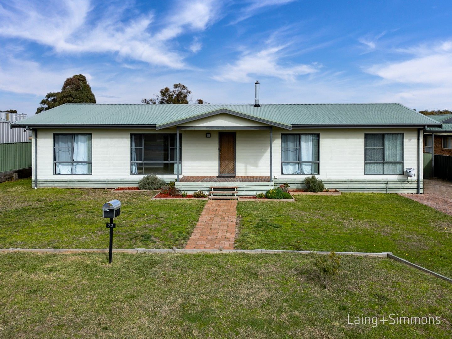 72 East Street, Uralla NSW 2358, Image 0