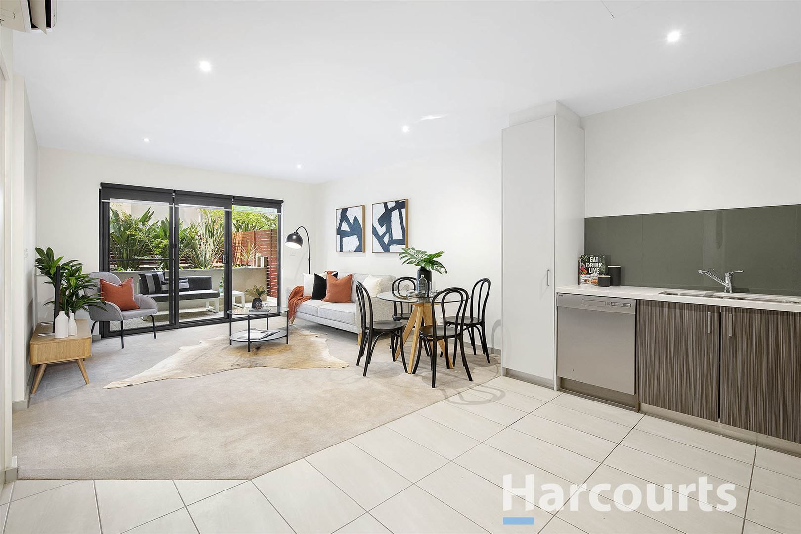 8/1 Frank Street, Glen Waverley VIC 3150, Image 2