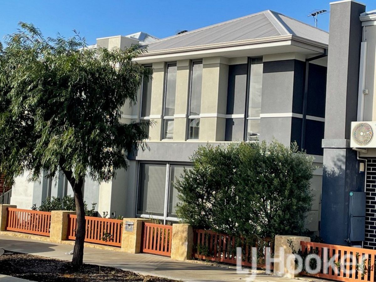 3 bedrooms Townhouse in 19 Quendamia Lane MANDURAH WA, 6210