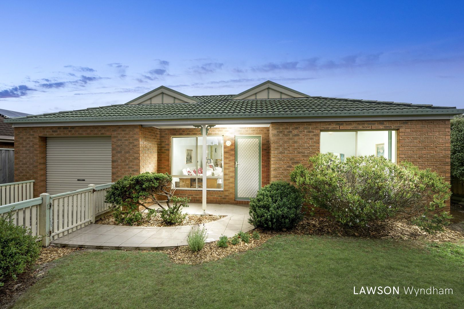 13 Roscommon Place, Herne Hill VIC 3218
