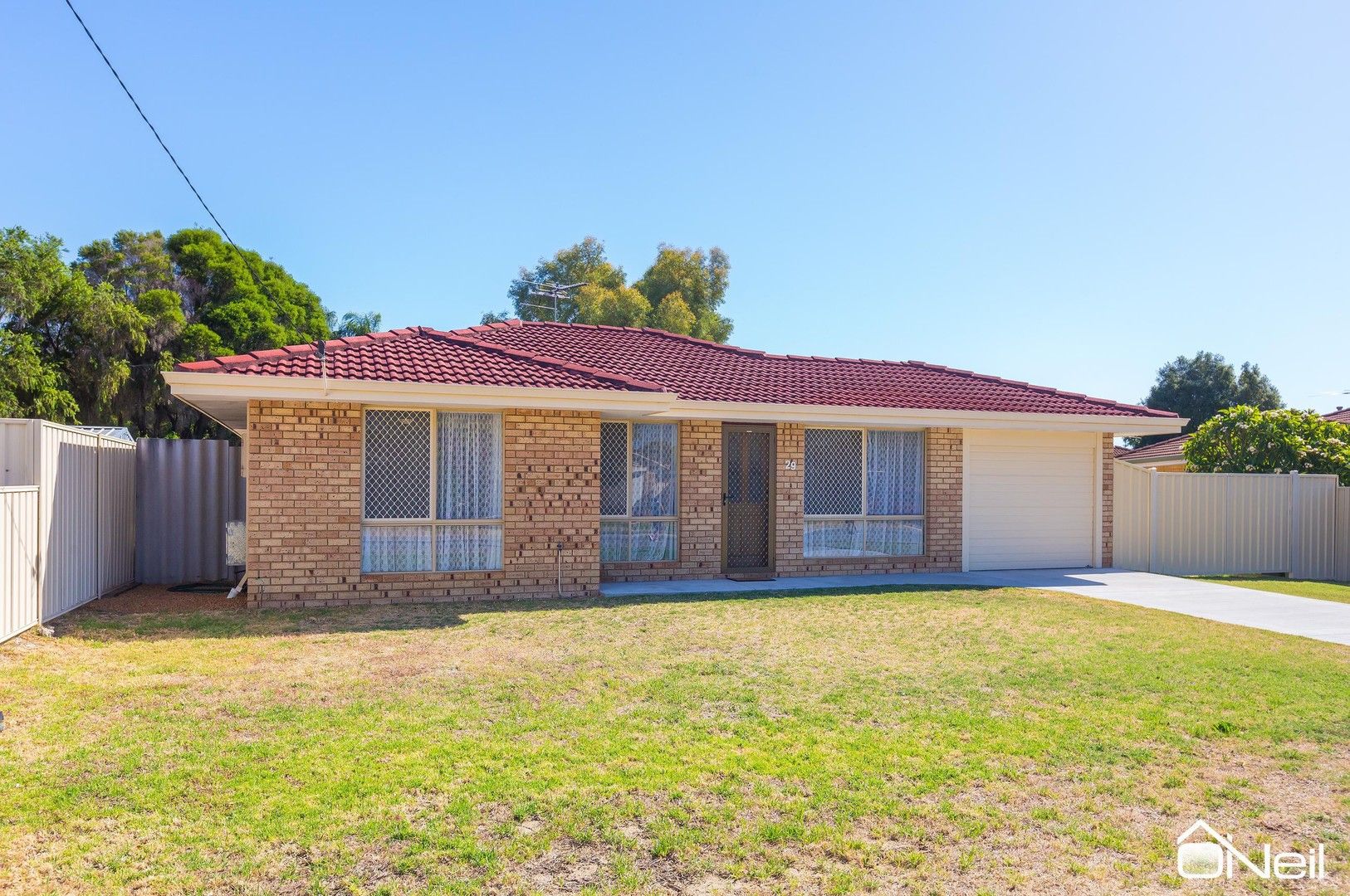 3 bedrooms House in 29 Hansen Road SEVILLE GROVE WA, 6112