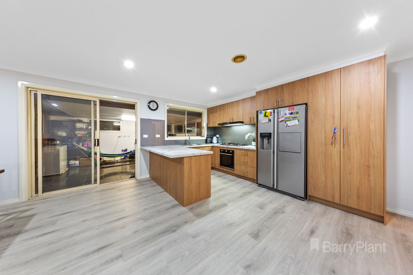 18 Oarsome Drive, Delahey VIC 3037, Image 2